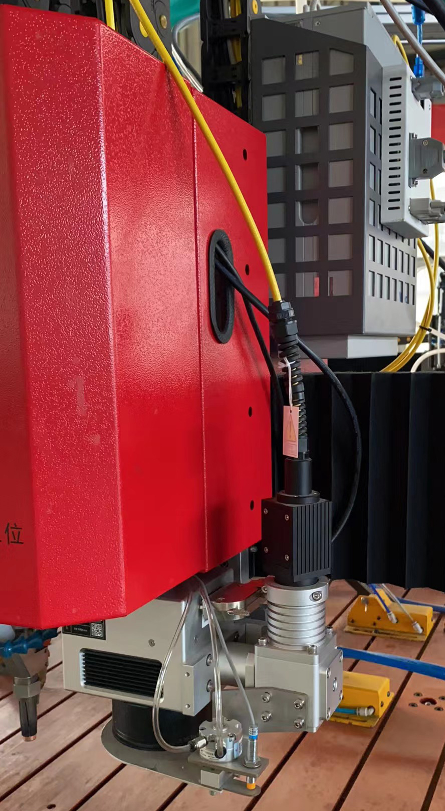 激(ji)光(guang)除鋅